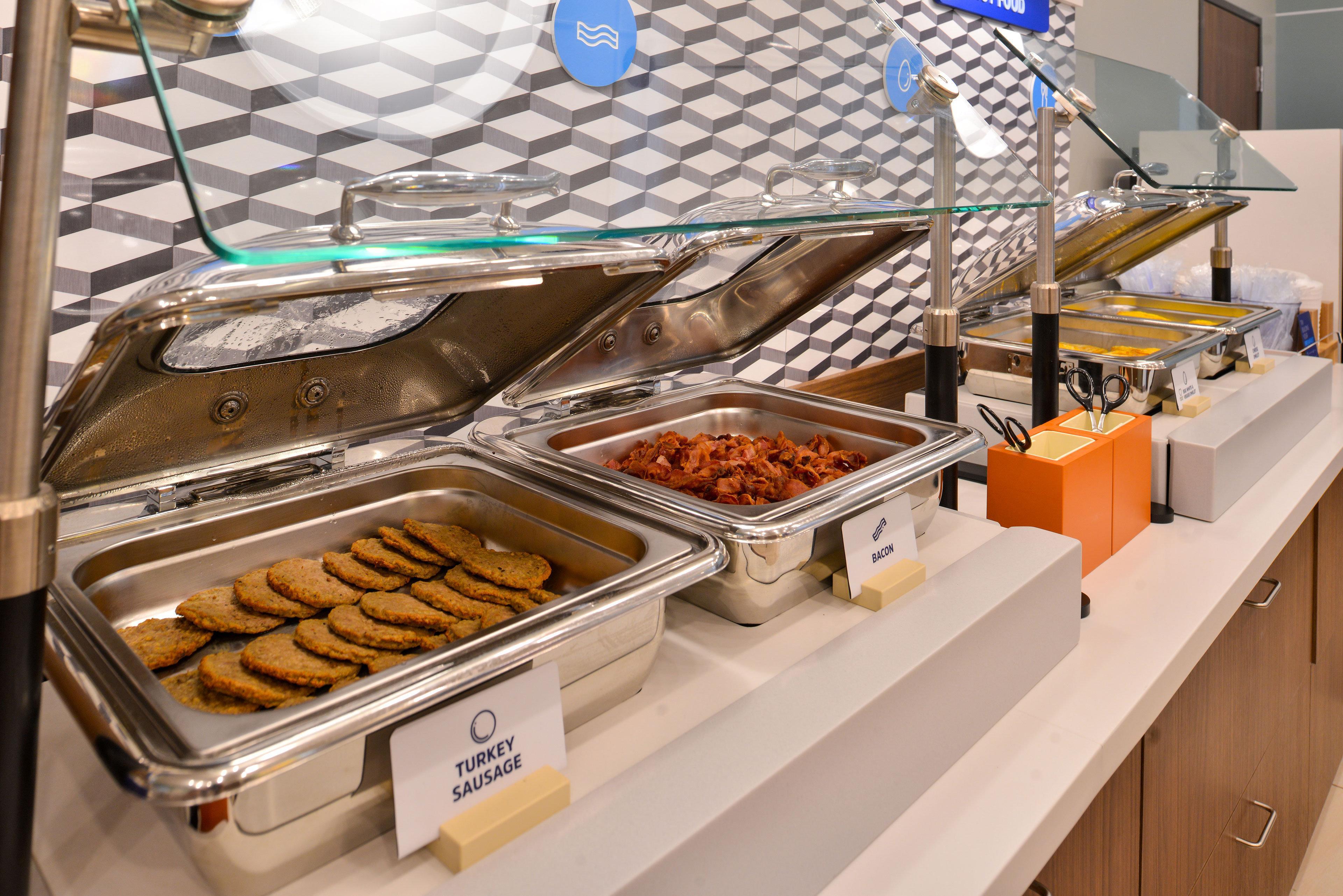Holiday Inn Express Hotel & Suites Madison By Ihg Εξωτερικό φωτογραφία