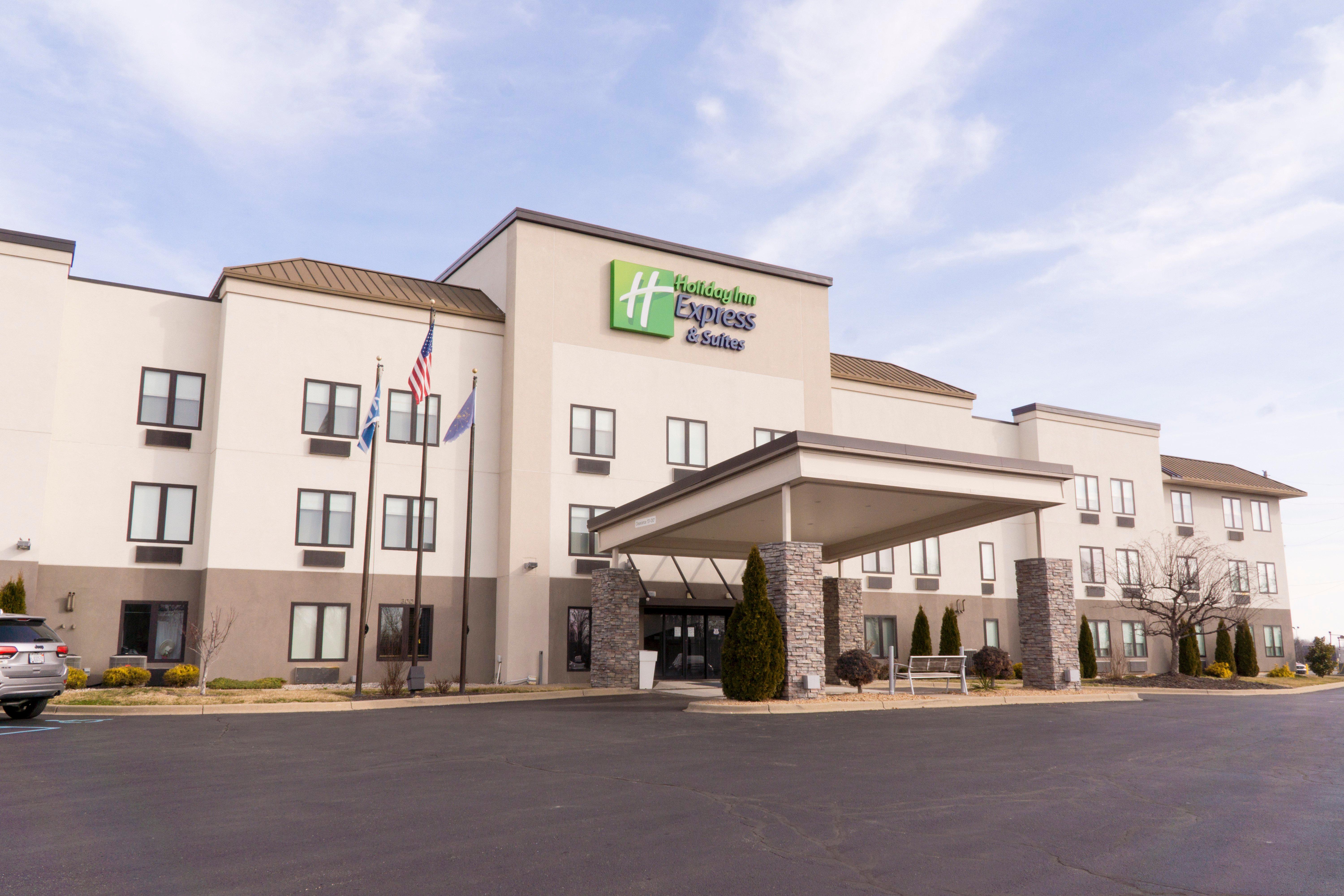 Holiday Inn Express Hotel & Suites Madison By Ihg Εξωτερικό φωτογραφία
